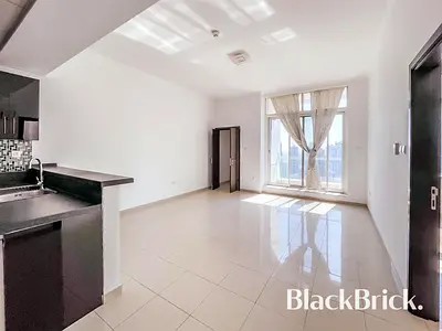 Vacant 1st Oct | Unfurnished | Spacious