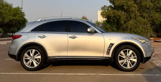 2012 Infiniti FX45/FX35 照片 6
