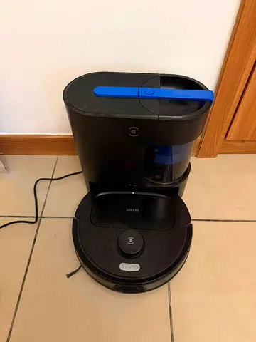 ECOVACS DEEBOT N20e PLUS Robot Vacuum (With Bagless Station)