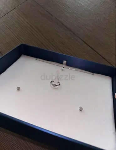 L’azurde diamond jewelry set