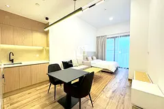 Furnished Studio |Large Patio |Vacant | 4 Cheques