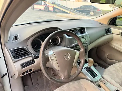 2013 Nissan SENTRA 缩略图 11