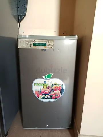 Compact single-door fridge - good working condition