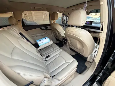 2016 AUDI Q7 照片 2
