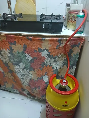 Gas Stove (Cooker ) With Portable composite LPG gas cylinder (yellow-red) with hose