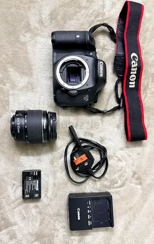 Canon EOS 7D DSLR Photography Kit