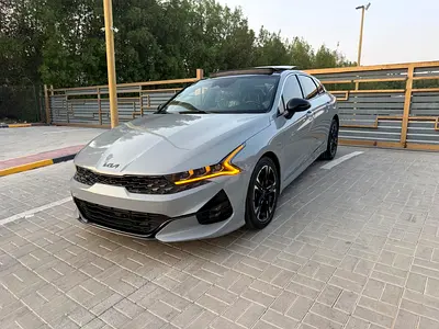 2022 KIA K5 photo 3