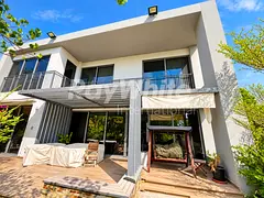 Corner Unit | Fully Extended | Huge Plot