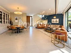 Corner Unit | Fully Extended | Huge Plot