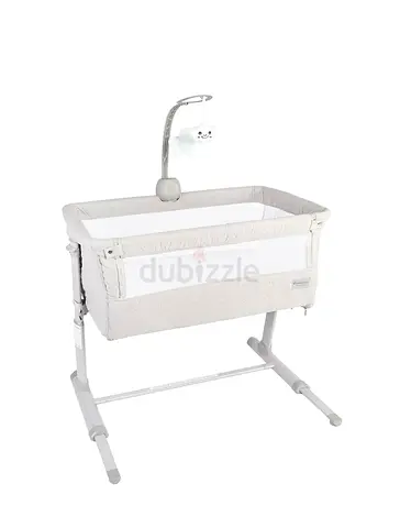 Bumble & bird baby bassinet