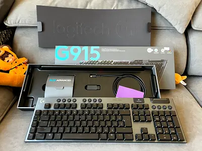 Logitech G915 Wireless RGB Mechanical Keyboard - Like New