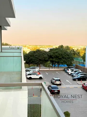 Large Studio | Fitted Appliances| Park view