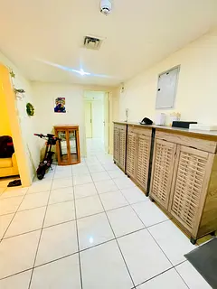 Premium bed space for executive bachelors