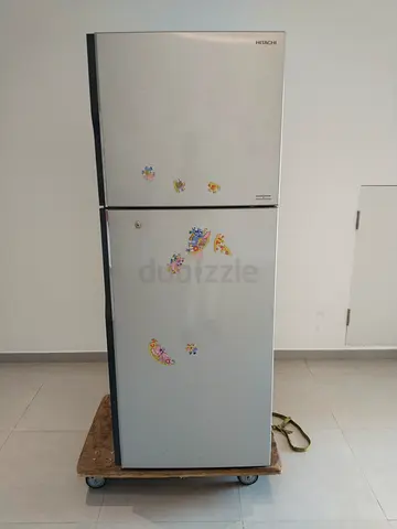 Hitachi 440 litter refrigerator inviter model excellent