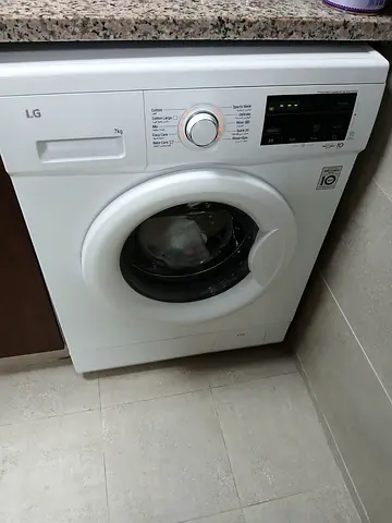 Lg 7 kg washing machine white colour new model