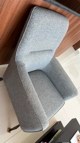 Grey Accent Armchair – Excellent Condition