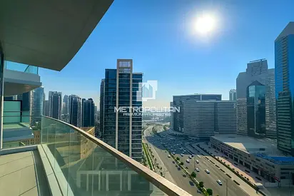 Spacious Apartment | Brand New | Canal View