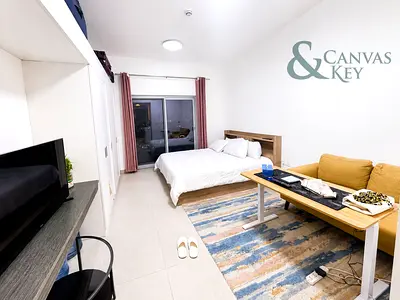 SPACIOUS LAYOUT | FURNISHED | BALCONY &amp; POOL ACCESS