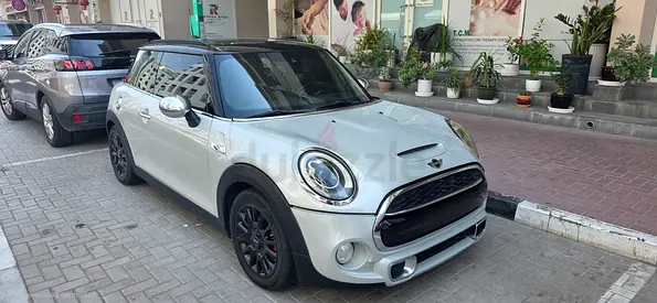 2014 MINI Cooper S - GCC Specs