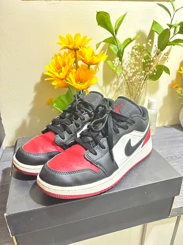 Kids shoes