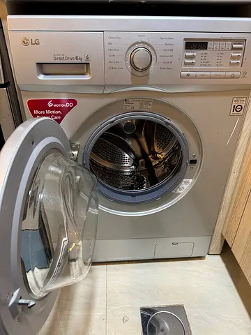 LG Front Load Washing Machine - 6kg, Good Working Condition