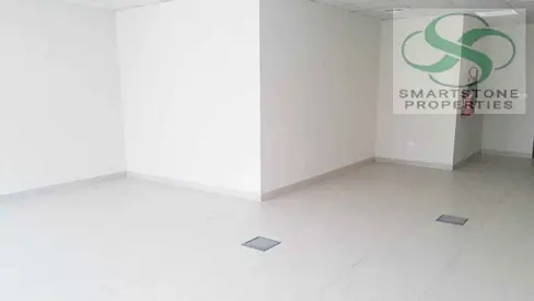 VACANT | PUBLIC BUS | CHILLER FREE | GREAT LOCATION