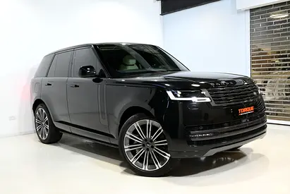 2025 Range Rover Vogue P530 SE, Range Rover (Al Tayer) Service History, 1 Year Warranty