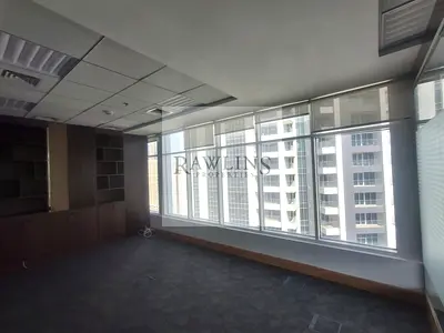 Higher Floor | Fitted with Glass Partitions | Burj Khalifa & Canal View