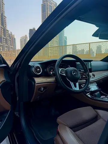 2019 Mercedes-BENZ E-CLASS 照片 6