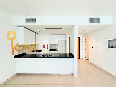 Chiller AC Free | Prime Location | Front Of Metro