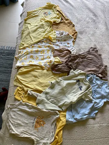 Lot of baby bodysuits / onesies -12-18 months sizes and designs all at 30 aed