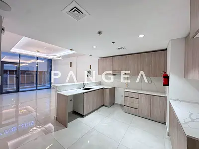 Next to Mall | Close to Exit | Large Layout