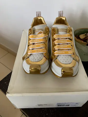 Dolce & Gabbana gold white kids sneakers, size 31, Brand new