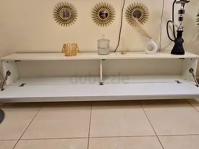 Tv rack