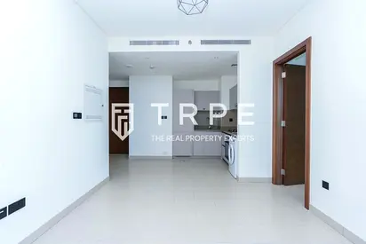 Vacant | High-end community | Spacious and clean