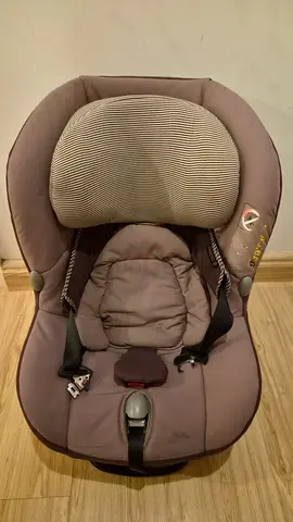 Maxi-Cosi child/infant car seat-  good condition