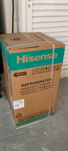 REFRIGERATOR
