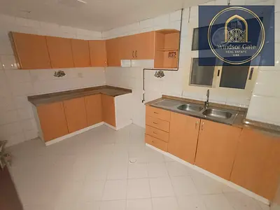 1 MONTH FREE 3 BEDROOM CLOSE HALL NEAR MUWAILEH BUS STATION