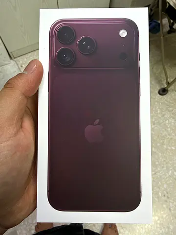 iPhone 18 pro max 512 gb burgundy