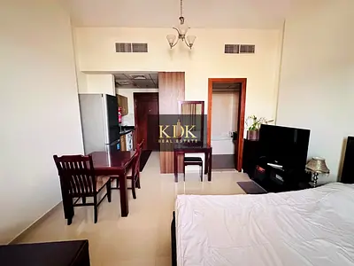 Modern & Cozy Studio Apartment