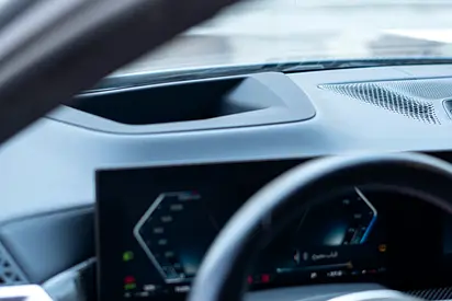 2025 BMW X6 — миниатюра 17
