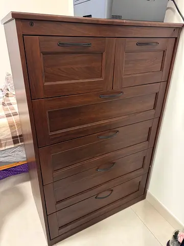Dresser