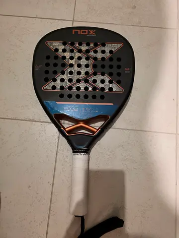 NOX Padel Racket AT Genius 18k 2025 model - Good Condition,
