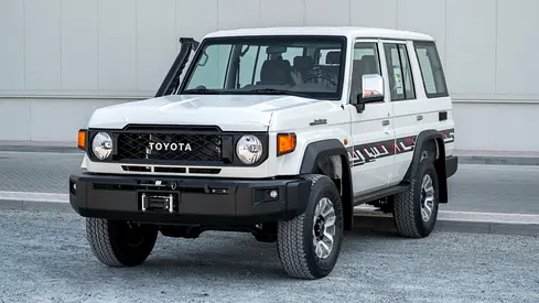 Toyota Land Cruiser 70 Series LC 76 4.0L LX 2026 GCC Specs