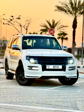 Mitsubishi Pajero 2020 GLS Top 3.8L Full option GCC specs