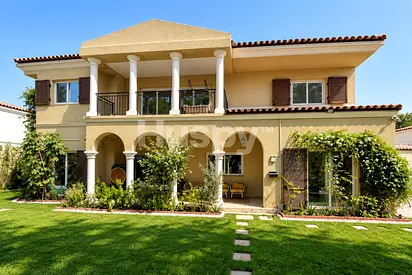 Family Villa | Green community | Drivers room