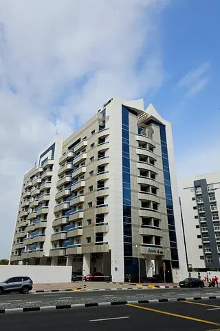 Unfurnished 1BR | Vacant | Axis 4 | Dubai Silicon Oasis