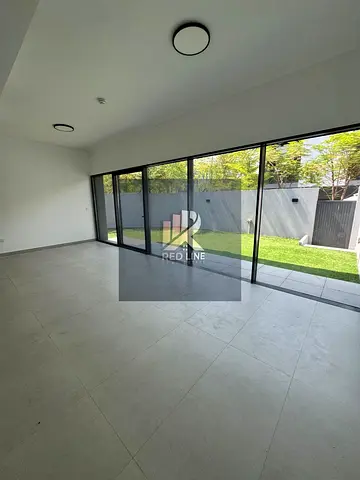 🏡 تاون هاوس كورنر 3 غرف ماستر للإيجار | شهر مجاني | روبينيا - مسار 🌳✨