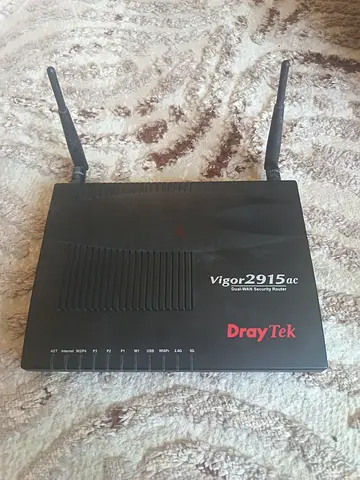 Dray Tek router @ 375 aed