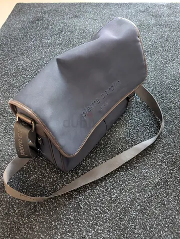 Pierre Cardin grey crossbody/shoulder bag - good used condition